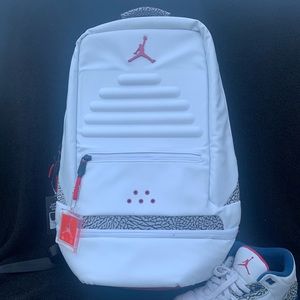 Jordan Retro 3 Wht/ Cement/ Blk/Red Laptop Bag
